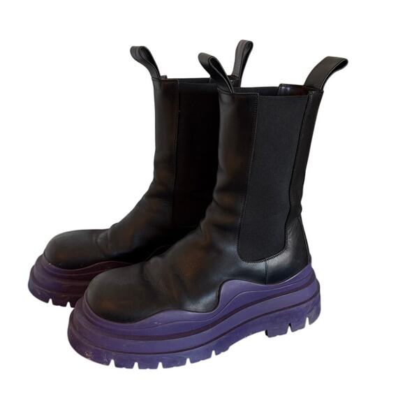 Bottega Veneta Leather Chelsea Boots